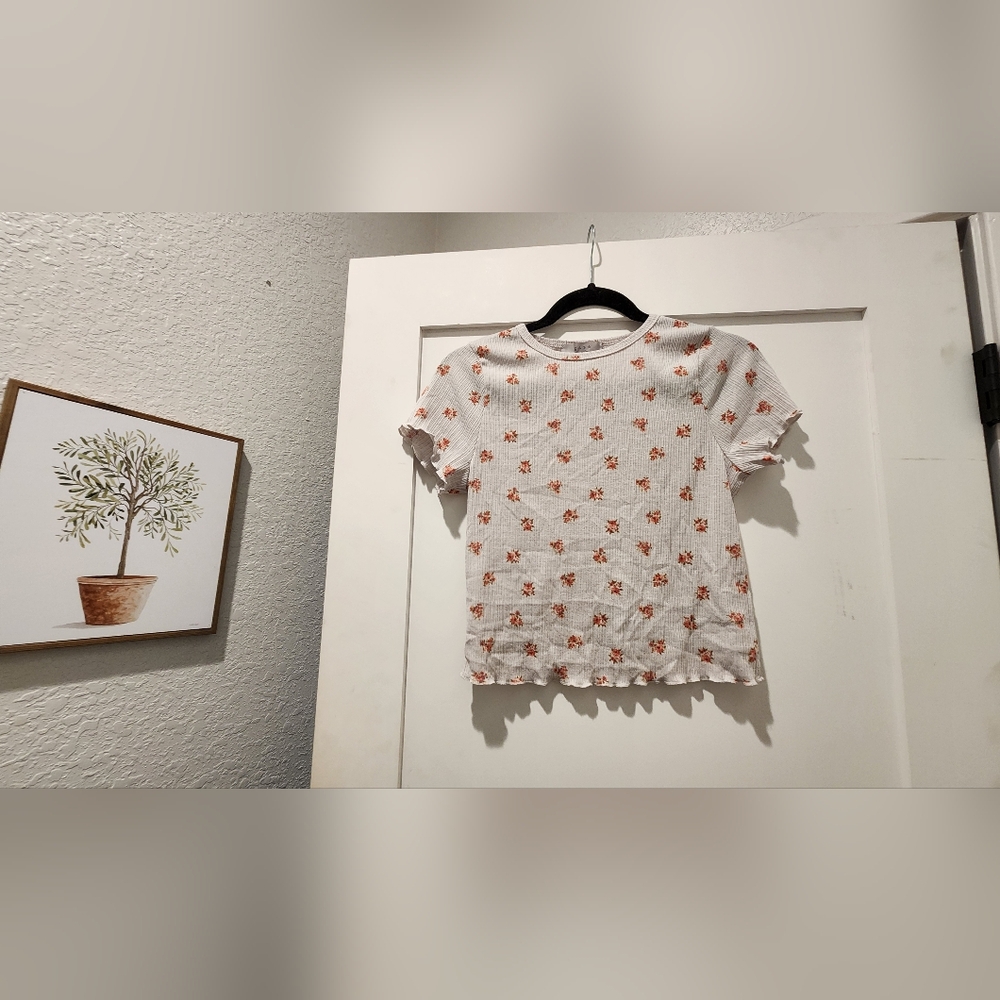 Gaze Floral Knit Top with Pink and Red Accents